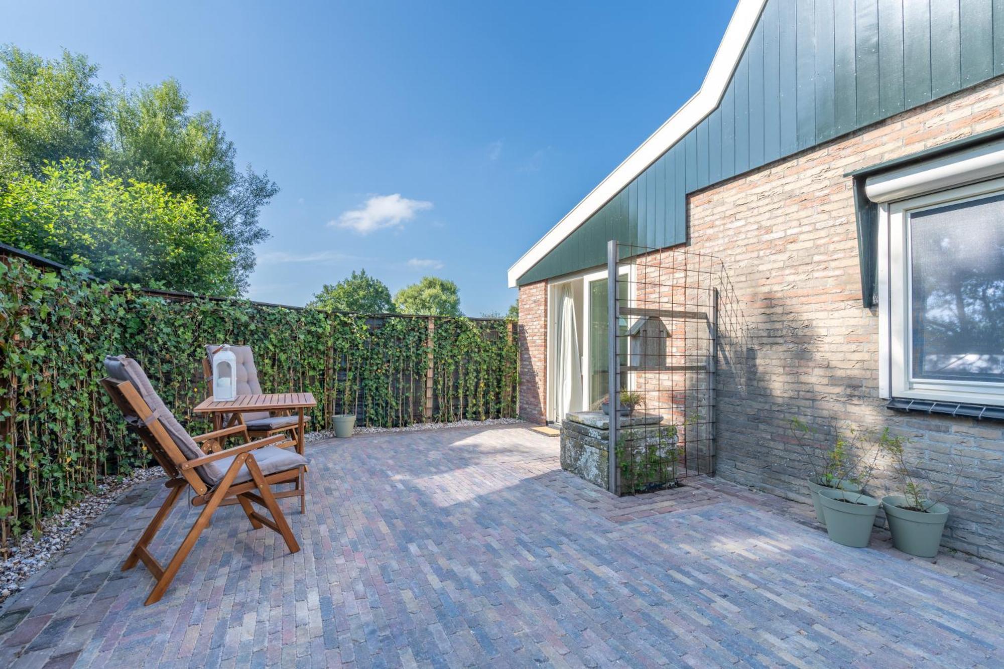 Gastsuite Het Duinroosje Met Hottub Op Het Prive Terras! 登堡 外观 照片
